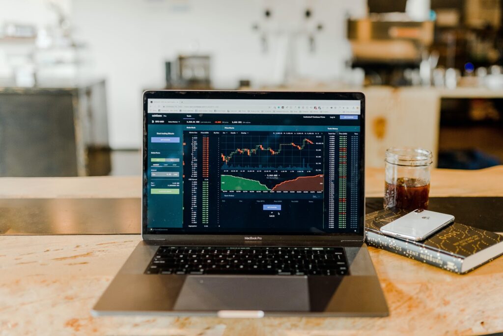 austin-distel-DfjJMVhwH_8-unsplash | Clouve Inc Grow Your Revenue With Cloud And DevOps